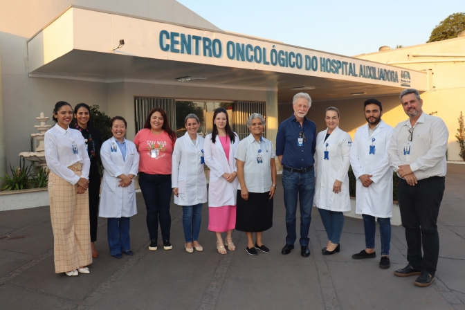 Empresário Jaime Garfinkel visita o Centro Oncológico do Hospital Auxiliadora em Três Lagoas