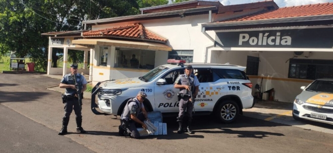 Polícia Rodoviária prende mulher em Andradina com 12 tabletes de maconha