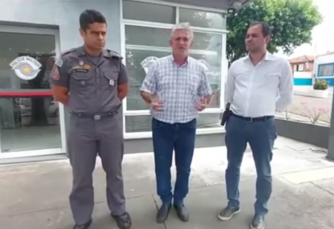 Prefeito de Guaraçaí se une às Polícias Militar e Civil contra fake news nas escolas