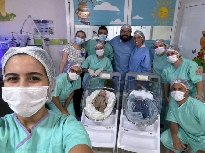 UTI Neonatal do Hospital Auxiliadora em Três Lagoas comemora alta de gêmeos