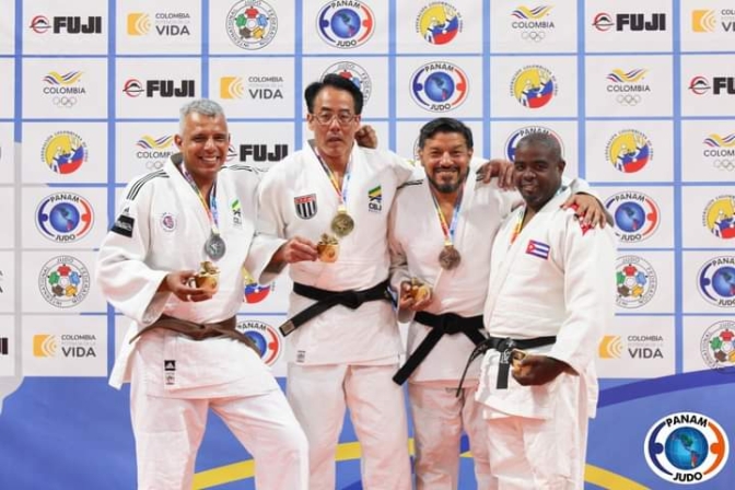 DRACENENSE ADRIANO KASHIURA CONQUISTA MEDALHA DE OURO NO CAMPEONATO PAN-AMERICANO DE BOGOTÁ