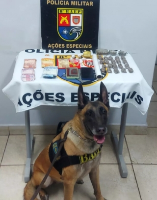 8º BAEP de Prudente prendeu homem com maconha e crack, alvo de combate ao crime avenida Juscelino Kubitschek