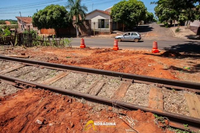 Governo de Andradina abre a passagem de nível da Rua São Francisco