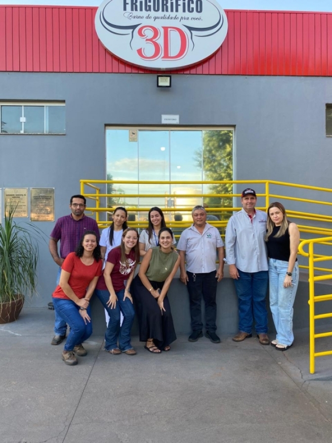 Técnicos tupienses e do CIENSP visitam Frigorífico 3D de Andradina