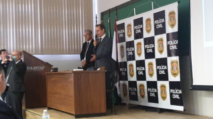 Policiais civis do Deinter 8 participam de reunião com o Dipol-Departamento de Inteligência Policial