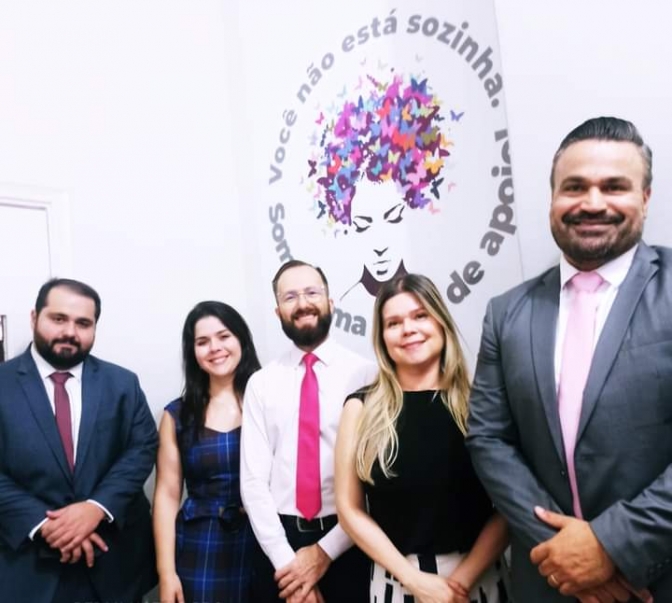 POLÍCIA CIVIL EM PARECERIA COM O MINISTÉRIO PÚBLICO, OAB, E CREAS, INAUGURA SALA DE ANTEDIMENTO A MULHERES EM JUNQUEIRÓPOLIS