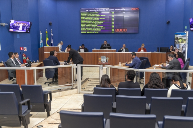 Vereadores de Três Lagoas aprovam alterações em benefícios fiscais e balcão de empregos para mulheres vítimas de violência