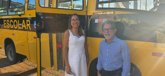 GOVERNO DE CASTILHO JÁ AUMENTOU A FROTA ESCOLAR EM 15 NOVOS ÔNIBUS