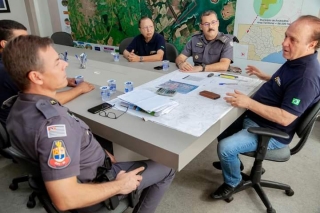COMANDANTES VISITAM PREFEITO DE ANDRADINA