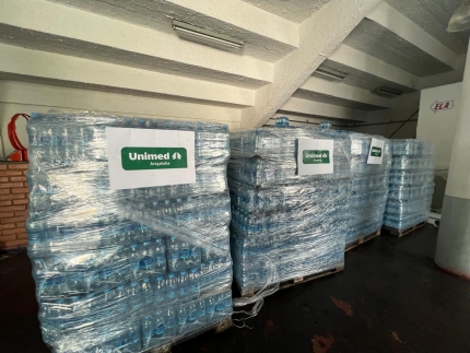 UNIMED ARAÇATUBA REALIZA DOAÇÃO DE ÁGUA MINERAL PARA O RIO GRANDE DO SUL