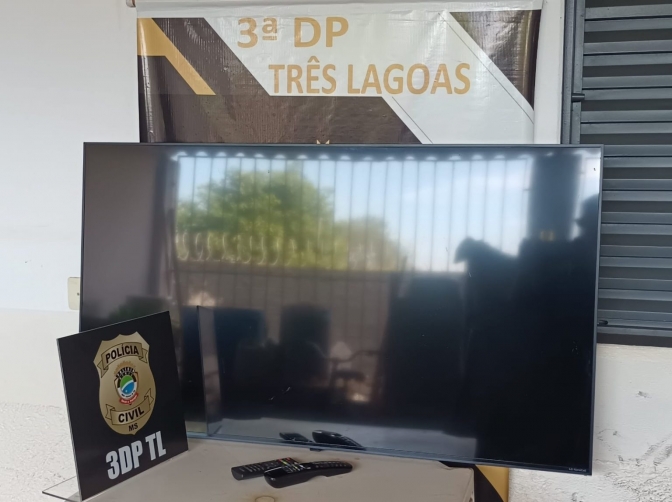 Policiais civis identificam autores de furto a residências e recuperam televisor furtado em Três Lagoas