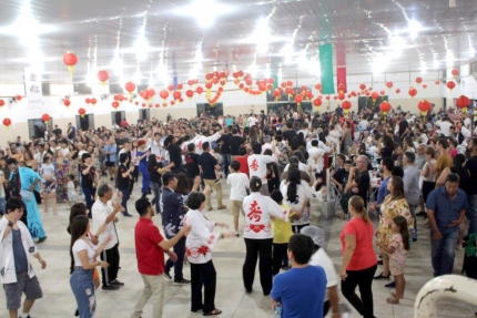 Bon Odori de Andradina atrai caravanas de toda região