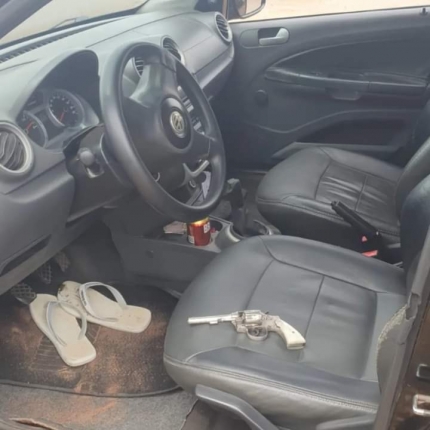 Polícia Militar em Três Lagoas prende autor de porte de arma de fogo e disparo de arma de fogo