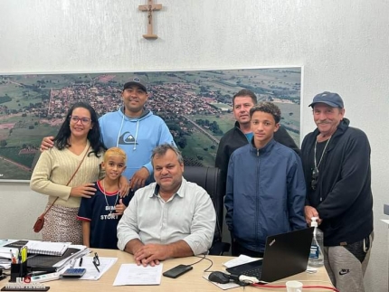 Escolinha de Futebol de Murutinga começa a dar frutos e dois garotos se destacam e irão fazer testes no Corinthians e Guarani de SP