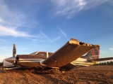 Avião faz pouso forçado em pista do aeródromo de Birigui