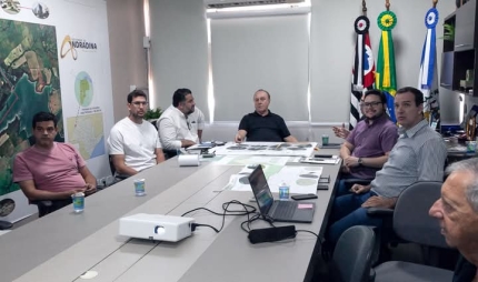 Reunião apresenta o projeto de criar a maior avenida de Andradina com múltiplas pistas