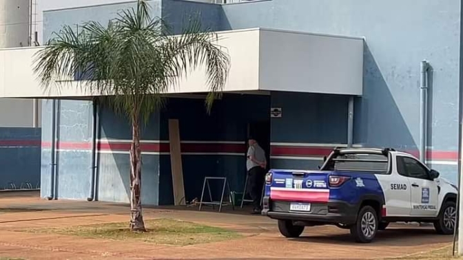 HOMEM ARMADO INVADE UNIDADE DE SAÚDE, AMEAÇA FUNCIONÁRIO E MORRE EM CONFRONTO COM A POLÍCIA MILITAR EM TRÊS LAGOAS