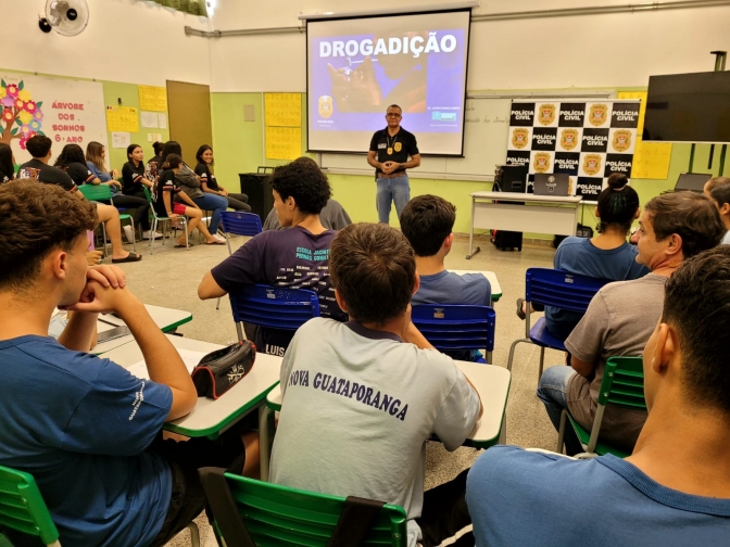 POLÍCIA CIVIL PROMOVE AÇÃO PREVENTIVA E EDUCATIVA SOBRE DROGAS EM ESCOLA ESTADUAL DE NOVA GUATAPORANGA