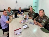 Santa Casa de Birigui solicita apoio do Tiro de Guerra para campanha Alimentos que Salvam