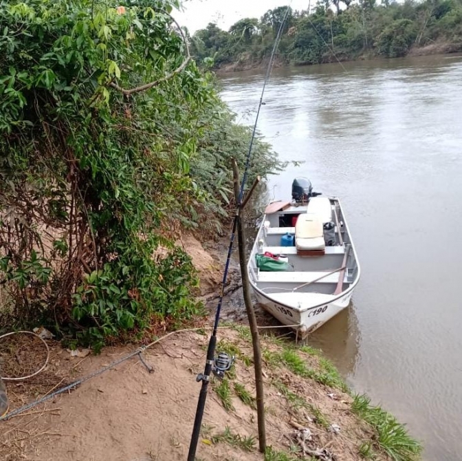 Polícia Ambiental multa em 2 mil um homem que pescava em Parque de Nova Independência