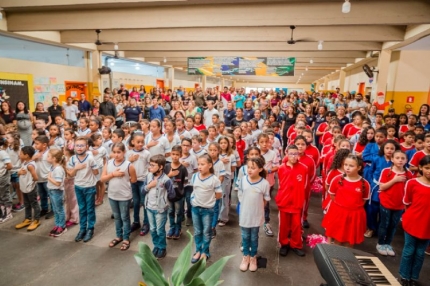 Escola Municipal Ondina encerra o ano com atividades artísticas e esportivas em Andradina