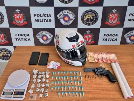 POLÍCIAIS MILITARES DA ROCAM PRENDEM 02 HOMENS EM ARAÇATUBA