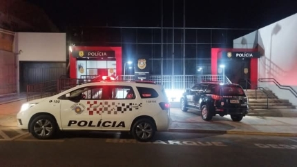 POLICIA MILITAR DE ANDRADINA PRENDE HOMEM POR VIOLÊNCIA DOMÉSTICA
