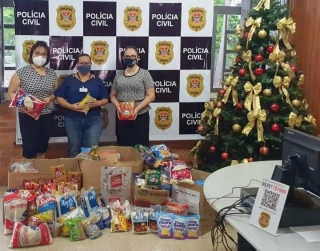 POLICIAIS CIVIS DE PRESIDENTE PRUDENTE PARTICIPAM DO NATAL SEM FOME 2020