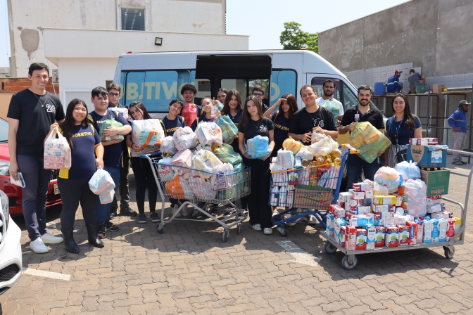 Em Três Lagoas alunos do Colégio Objetivo arrecadam mantimentos por meio de projeto esportivo e doam ao Hospital Auxiliadora