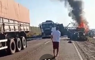 Mais um grave acidente registrado na ‘Rodovia da Morte’ em Três Lagoas; Após colisão carros pegam fogo