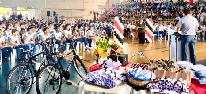 PROERD FORMA NOVOS ALUNOS EM MIRANDÓPOLIS