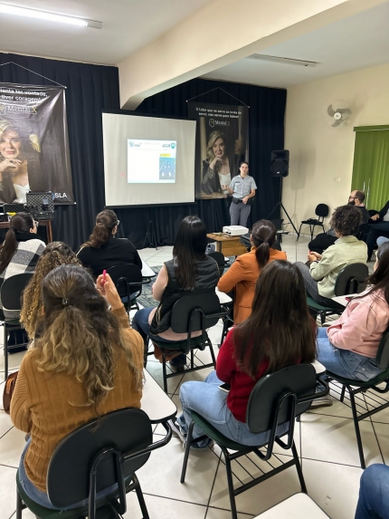 POLICIAMENTO RODOVIÁRIO REALIZA PALESTRA EDUCATIVA EM GUARARAPES