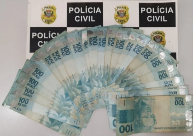 POLÍCIA CIVIL DE VALPARAÍSO RECUPERA R$ 2.300,00 E PRENDE EM FLAGRANTE DUAS PESSOAS ENVOLVIDAS NO ROUBO