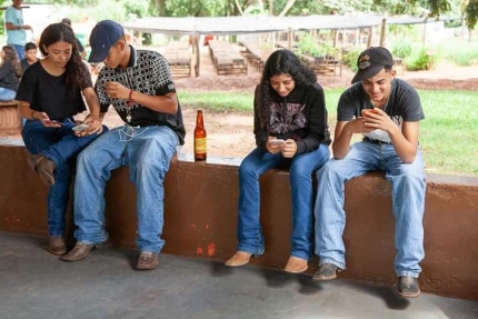 Escola Agrícola de Andradina agora está conectada à internet via satélite de Elon Musk