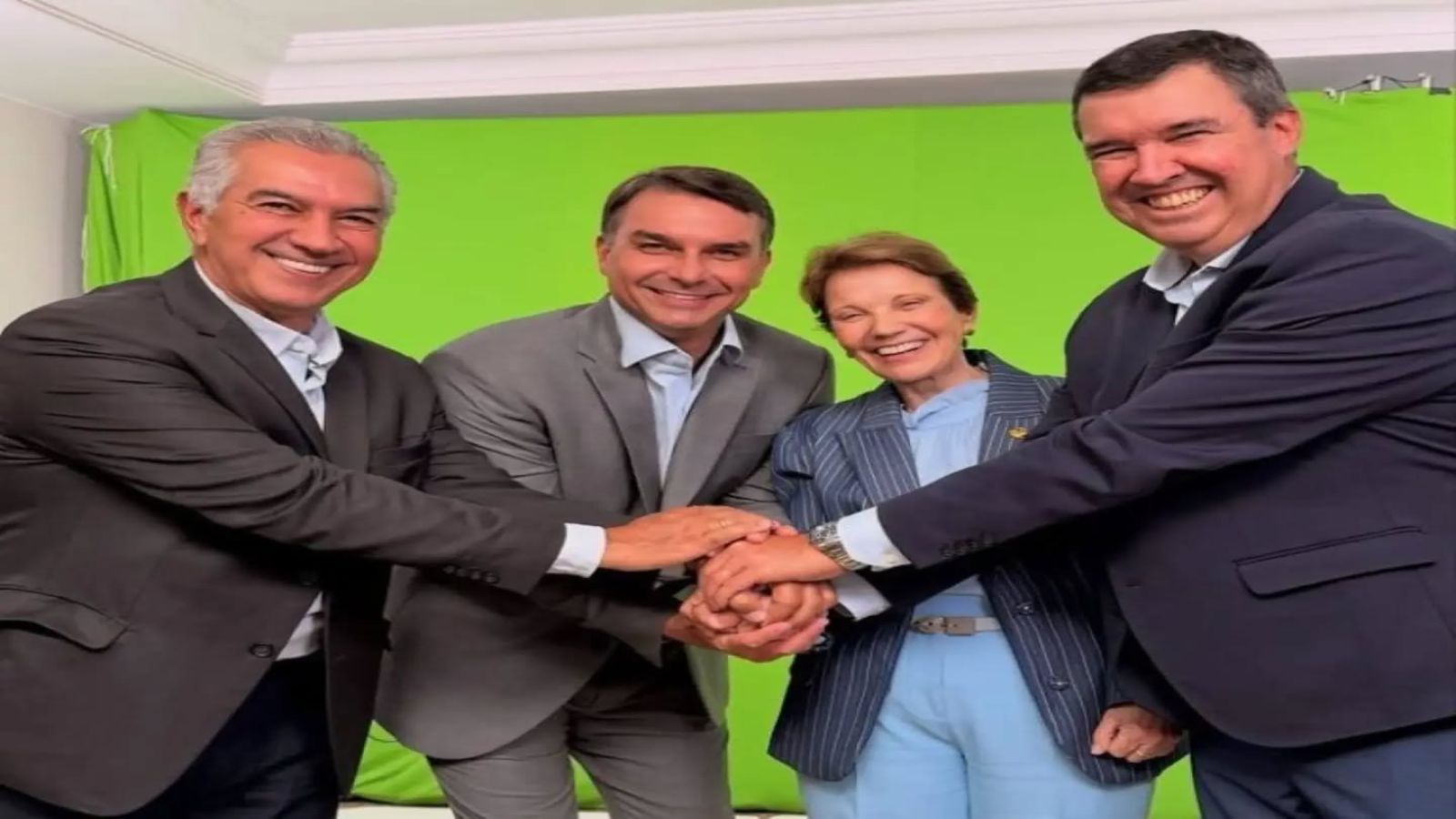 Riedel, Reinaldo e Tereza comemoram vitória e reforçam apoio a Flávio Bolsonaro em Brasília
