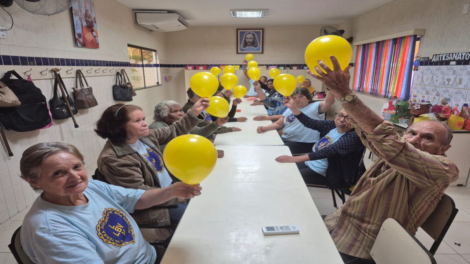LBV promove reflexão sobre valorização da vida com idosos em Araçatuba