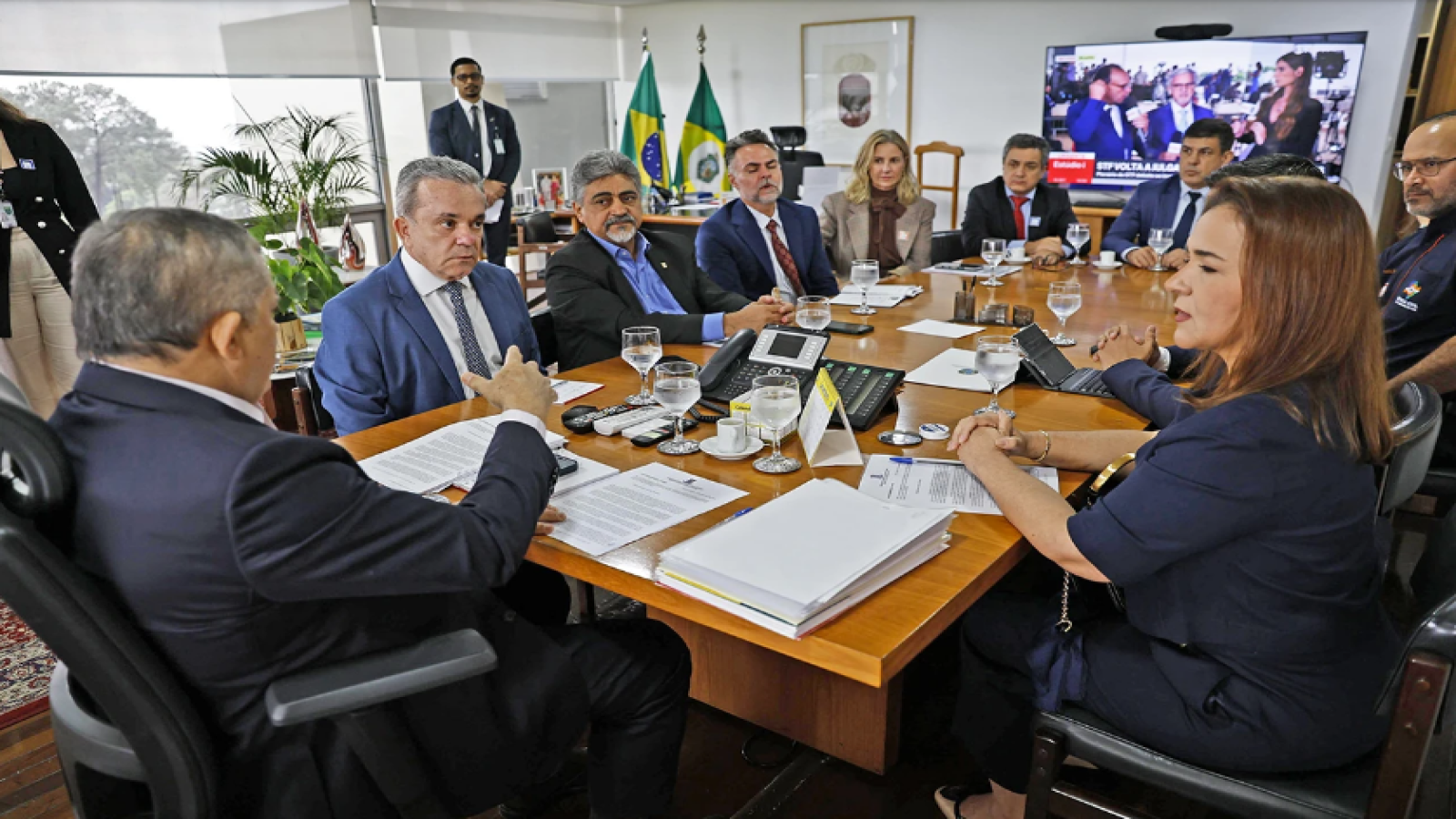 Vander viabiliza R$ 40 milhões em Brasília para socorrer Campo Grande após temporal
